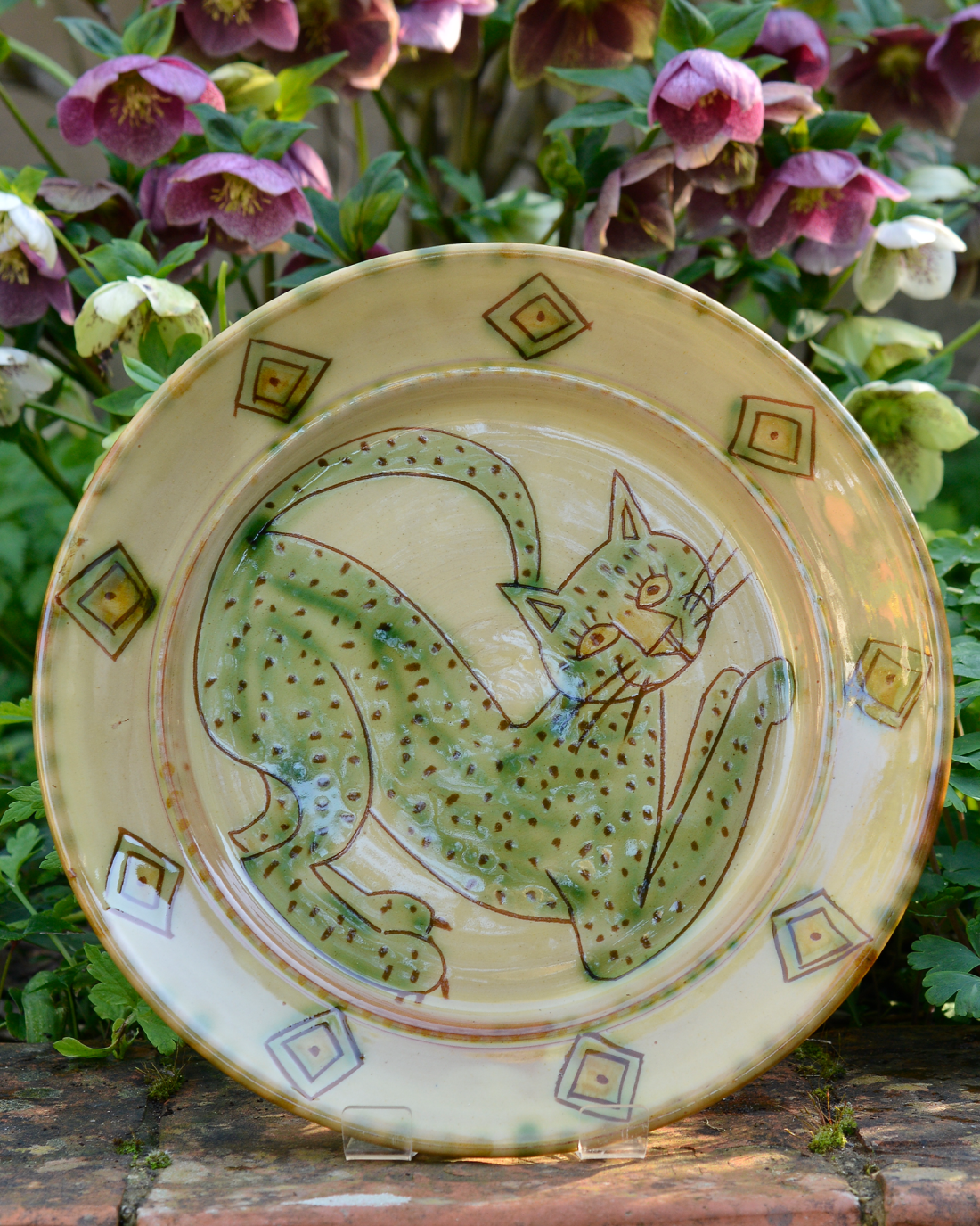 Sgraffito Tableware
